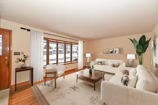 8720 W Ohio Ave, Milwaukee, WI 53227 - Photo 3