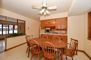 8720 W Ohio Ave, Milwaukee, WI 53227 - Photo 45