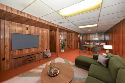 8720 W Ohio Ave, Milwaukee, WI 53227 - Photo 23