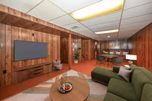 8720 W Ohio Ave, Milwaukee, WI 53227 - Photo 23