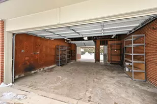 8720 W Ohio Ave, Milwaukee, WI 53227 - Photo 29