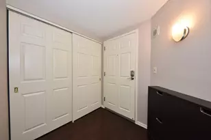 270 E Highland Ave, Milwaukee, WI 53202 - Photo 21