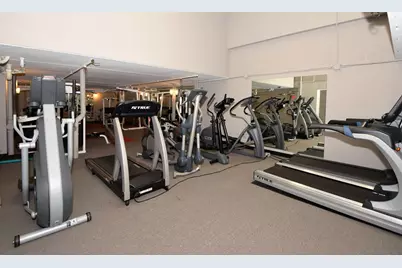 270 E Highland Ave #214, Milwaukee, WI 53202 - Photo 31