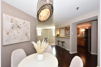 270 E Highland Ave #214, Milwaukee, WI 53202 - Photo 5