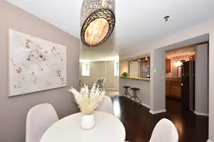 270 E Highland Ave, Milwaukee, WI 53202 - Photo 5