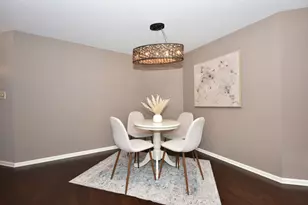 270 E Highland Ave, Milwaukee, WI 53202 - Photo 3