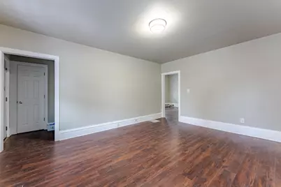 1815 W Becher St, Milwaukee, WI 53215 - Photo 5