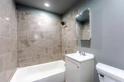 1815 W Becher St, Milwaukee, WI 53215 - Photo 19