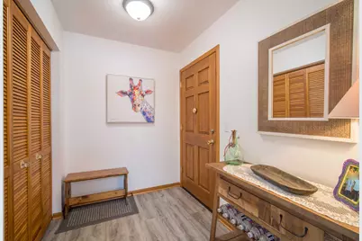 530 N Silverbrook Dr #36, West Bend, WI 53090 - Photo 3