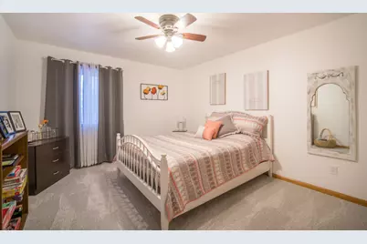 530 N Silverbrook Dr #36, West Bend, WI 53090 - Photo 17