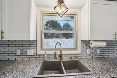 2117  Sunnyside Dr, Waukesha, WI 53186 - Photo 19