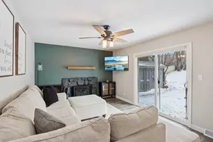 2117 Sunnyside Dr, Waukesha, WI 53186 - Photo 31