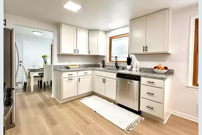 2205  24th Ave, Kenosha, WI 53140 - Photo 3