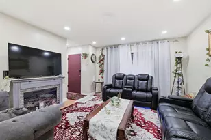 6326 W Bottsford Ave, Greenfield, WI 53220 - Photo 3