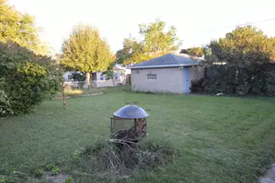 2235 W Tripoli Ave, Milwaukee, WI 53221 - Photo 11