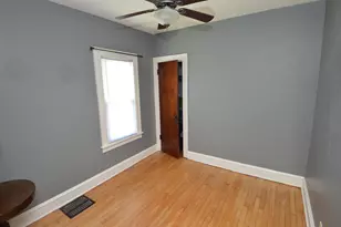 3841 E Edgerton Ave, Cudahy, WI 53110 - Photo 7