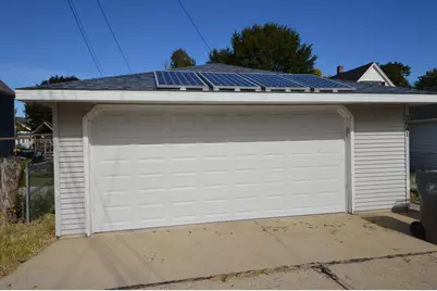 3841 E Edgerton Ave, Cudahy, WI 53110 - Photo 17