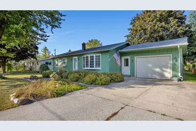 1436 W Washington Ave, Cleveland, WI 53015 - Photo 33