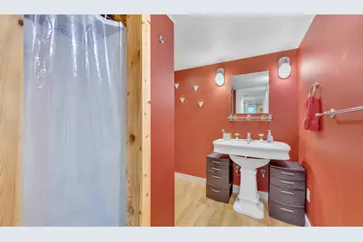 1436 W Washington Ave, Cleveland, WI 53015 - Photo 19