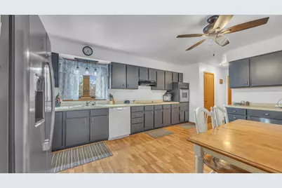 214 S Bruns Ave, Plymouth, WI 53073 - Photo 11