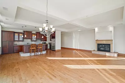 1313 N Franklin Pl #504, Milwaukee, WI 53202 - Photo 13