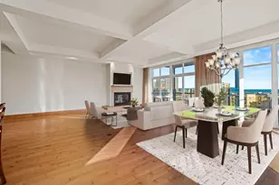 1313 N Franklin Pl, Milwaukee, WI 53202 - Photo 3