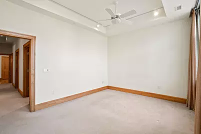 1313 N Franklin Pl #504, Milwaukee, WI 53202 - Photo 21