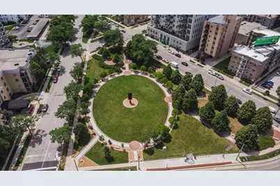 1313 N Franklin Pl #504, Milwaukee, WI 53202 - Photo 37