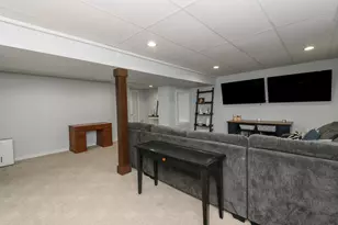 W181N8912 Melanie Ln, Menomonee Falls, WI 53051 - Photo 21