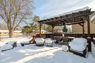 W181N8912 Melanie Ln, Menomonee Falls, WI 53051 - Photo 23