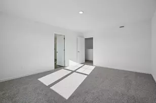 7038 Oakmont Rd, Racine, WI 53403 - Photo 21