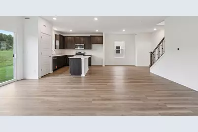 7052  Fair Oaks Rd, Racine, WI 53403 - Photo 9