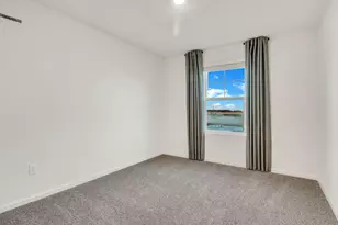 7051 Oakmont Rd, Racine, WI 53403 - Photo 21