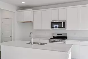 7051 Oakmont Rd, Racine, WI 53403 - Photo 39