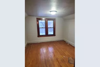 3328 N 37th St, Milwaukee, WI 53216 - Photo 9