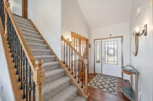 9340 Millstone Dr, Racine, WI 53406 - Photo 5