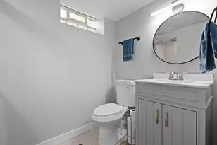 15935 Hill Ct, Brookfield, WI 53005 - Photo 33