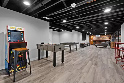 15935  Hill Ct, Brookfield, WI 53005 - Photo 27