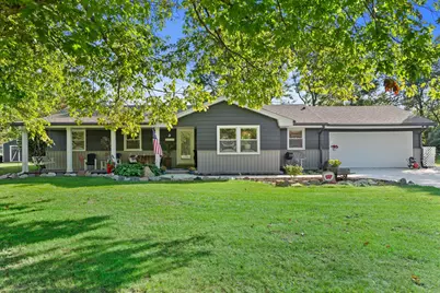 15935  Hill Ct, Brookfield, WI 53005 - Photo 1