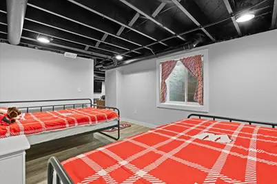 15935  Hill Ct, Brookfield, WI 53005 - Photo 35