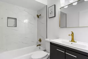 1215 S 91st St, West Allis, WI 53214 - Photo 13