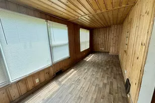 3223 W Fairmount Ave, Milwaukee, WI 53209 - Photo 9