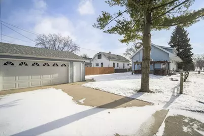 11834 W Greenfield Ave, West Allis, WI 53214 - Photo 21
