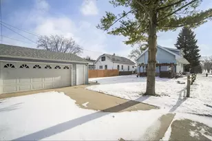 11834 W Greenfield Ave, West Allis, WI 53214 - Photo 21