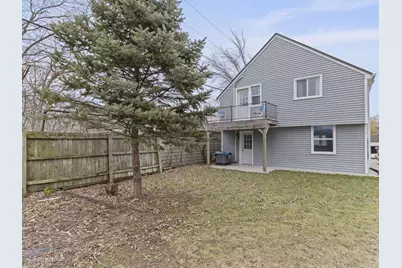 3923 S 41st St, Greenfield, WI 53221 - Photo 23