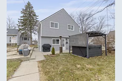 3923 S 41st St, Greenfield, WI 53221 - Photo 21
