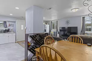 3923 S 41st St, Greenfield, WI 53221 - Photo 9