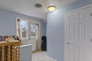 3923 S 41st St, Greenfield, WI 53221 - Photo 11