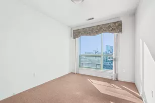 1522 N Prospect Ave, Milwaukee, WI 53202 - Photo 29