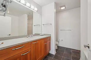 1522 N Prospect Ave, Milwaukee, WI 53202 - Photo 17